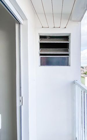 Apartamento à venda com 43m², 2 quartos e sem vaga Apartamento à venda com 43m², 2 quartos e sem vagaVaranda