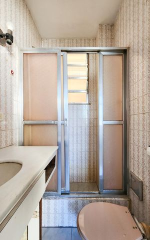 Apartamento à venda com 80m², 2 quartos e sem vaga Apartamento à venda com 80m², 2 quartos e sem vagaBanheiro da Suíte