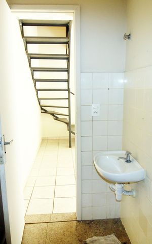 Casa para alugar com 392m², 6 quartos e 3 vagasCasa 3 - Banheiro