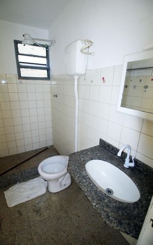 Casa para alugar com 392m², 6 quartos e 3 vagasCasa 2 - Banheiro