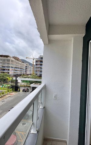 Apartamento para alugar com 45m², 2 quartos e 1 vaga Apartamento para alugar com 45m², 2 quartos e 1 vagaVaranda