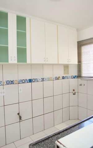 Apartamento à venda com 55m², 2 quartos e 1 vaga Apartamento à venda com 55m², 2 quartos e 1 vagaCozinha e Área de Serviço