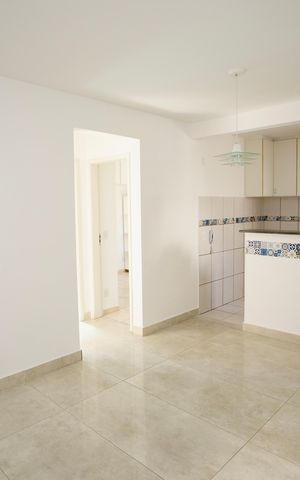 Apartamento à venda com 55m², 2 quartos e 1 vaga Apartamento à venda com 55m², 2 quartos e 1 vagaSala
