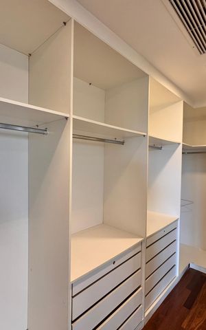 Apartamento à venda com 436m², 4 quartos e 2 vagas Apartamento à venda com 436m², 4 quartos e 2 vagasSuíte 4 (Master) - Closet