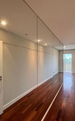 Apartamento à venda com 436m², 4 quartos e 2 vagas Apartamento à venda com 436m², 4 quartos e 2 vagasSuíte 4 (Master)