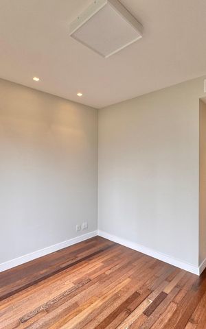 Apartamento à venda com 436m², 4 quartos e 2 vagas Apartamento à venda com 436m², 4 quartos e 2 vagasSuíte 2