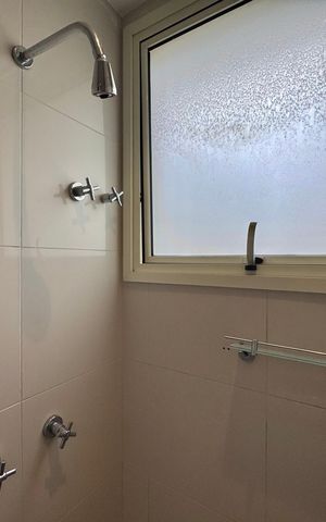 Apartamento à venda com 436m², 4 quartos e 2 vagas Apartamento à venda com 436m², 4 quartos e 2 vagasSuíte 3 - Banheiro