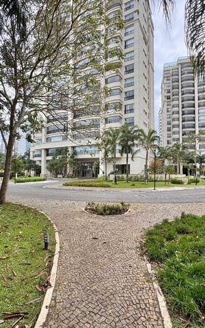 Apartamento à venda com 436m², 4 quartos e 2 vagas Apartamento à venda com 436m², 4 quartos e 2 vagasFachada