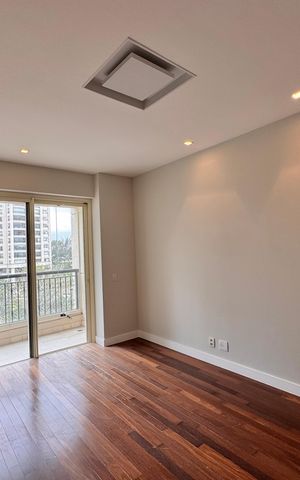 Apartamento à venda com 436m², 4 quartos e 2 vagas Apartamento à venda com 436m², 4 quartos e 2 vagasSuíte 3
