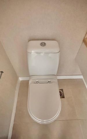 Apartamento à venda com 436m², 4 quartos e 2 vagas Apartamento à venda com 436m², 4 quartos e 2 vagasLavabo
