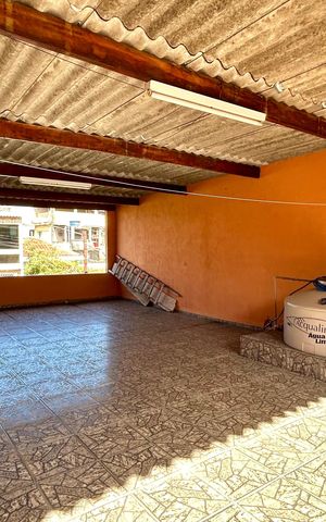 Casa à venda com 133m², 2 quartos e 2 vagas Casa à venda com 133m², 2 quartos e 2 vagasQuintal