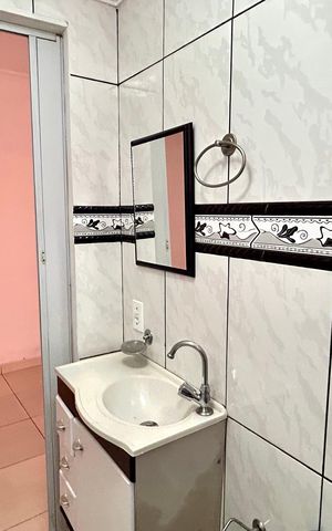 Casa à venda com 133m², 2 quartos e 2 vagas Casa à venda com 133m², 2 quartos e 2 vagasBanheiro 2