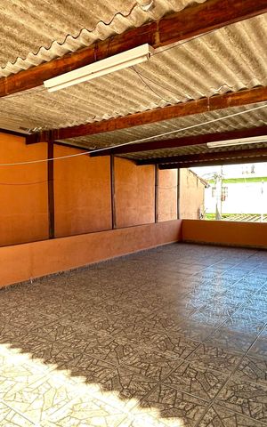 Casa à venda com 133m², 2 quartos e 2 vagas Casa à venda com 133m², 2 quartos e 2 vagasQuintal