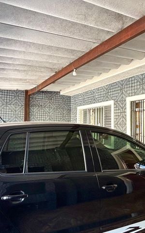 Casa à venda com 133m², 2 quartos e 2 vagas Casa à venda com 133m², 2 quartos e 2 vagasGaragem