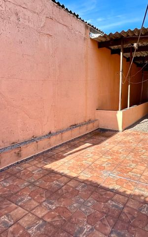 Casa à venda com 133m², 2 quartos e 2 vagas Casa à venda com 133m², 2 quartos e 2 vagasQuintal