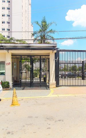 Apartamento para alugar com 74m², 2 quartos e 1 vaga Apartamento para alugar com 74m², 2 quartos e 1 vagaFachada