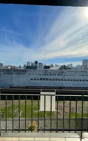 Apartamento à venda com 106m², 2 quartos e 1 vaga Apartamento à venda com 106m², 2 quartos e 1 vagaPlaca Instalada em 09/07/2026 - cod.VZOE-77