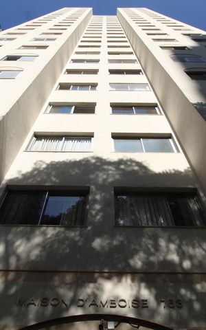 Apartamento à venda com 79m², 2 quartos e 2 vagasFachada do Prédio