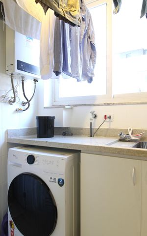Apartamento à venda com 79m², 2 quartos e 2 vagasCozinha e Área de Serviço