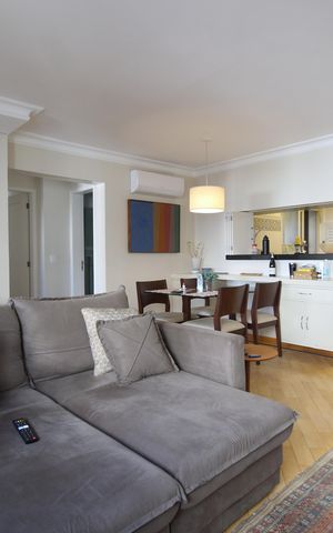 Apartamento à venda com 79m², 2 quartos e 2 vagasSala