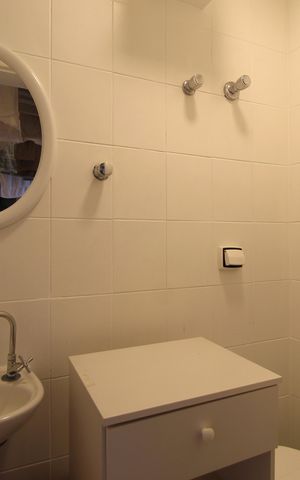 Apartamento à venda com 79m², 2 quartos e 2 vagasBanheiro de Serviço