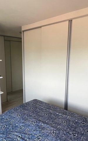 Apartamento à venda com 140m², 4 quartos e 2 vagas Apartamento à venda com 140m², 4 quartos e 2 vagasQuarto