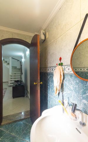 Casa para alugar com 170m², 4 quartos e 3 vagas Casa para alugar com 170m², 4 quartos e 3 vagasLavabo