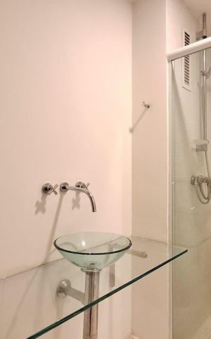 Apartamento para alugar com 70m², 1 quarto e 1 vaga Apartamento para alugar com 70m², 1 quarto e 1 vagaBanheiro
