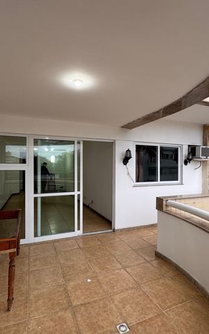 Apartamento à venda com 104m², 3 quartos e 2 vagas Apartamento à venda com 104m², 3 quartos e 2 vagasVaranda