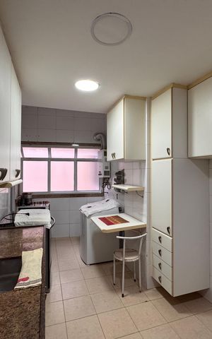 Apartamento à venda com 104m², 3 quartos e 2 vagas Apartamento à venda com 104m², 3 quartos e 2 vagasCozinha e Área de Serviço
