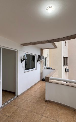 Apartamento à venda com 104m², 3 quartos e 2 vagas Apartamento à venda com 104m², 3 quartos e 2 vagasVaranda
