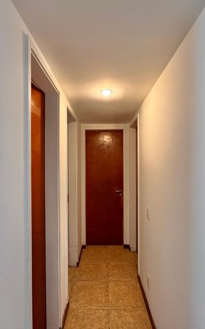 Apartamento à venda com 104m², 3 quartos e 2 vagas Apartamento à venda com 104m², 3 quartos e 2 vagasCorredor