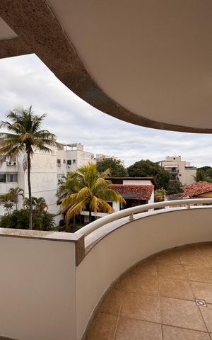 Apartamento à venda com 104m², 3 quartos e 2 vagas Apartamento à venda com 104m², 3 quartos e 2 vagasVaranda