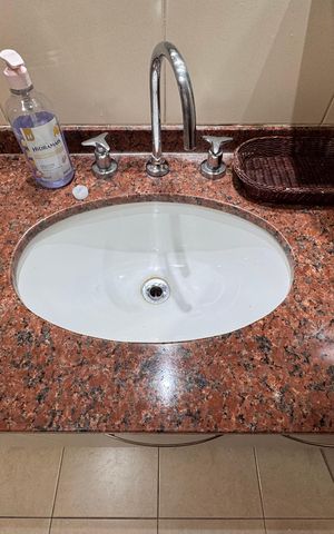 Apartamento à venda com 104m², 3 quartos e 2 vagas Apartamento à venda com 104m², 3 quartos e 2 vagasSuíte - Banheiro