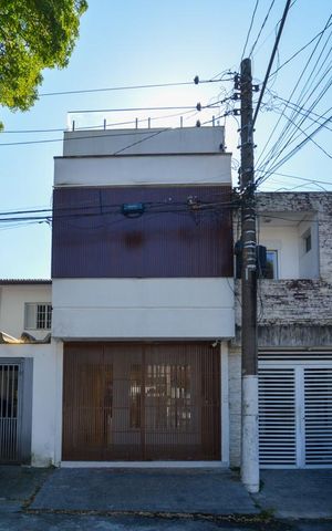 Casa de condomínio à venda com 180m², 3 quartos e 1 vagaFACHADA