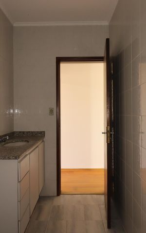 Casa à venda com 177m², 3 quartos e 2 vagasBanheiro Social