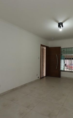 Casa à venda com 177m², 3 quartos e 2 vagasSala