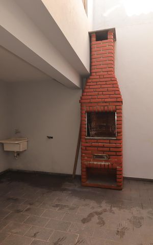 Casa à venda com 177m², 3 quartos e 2 vagasÁrea de Serviço