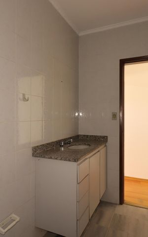 Casa à venda com 177m², 3 quartos e 2 vagasBanheiro Social