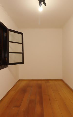 Casa à venda com 177m², 3 quartos e 2 vagasQuarto 2