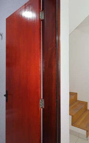 Casa à venda com 177m², 3 quartos e 2 vagasCorredor interno