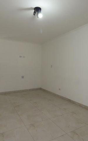 Casa à venda com 177m², 3 quartos e 2 vagasSala