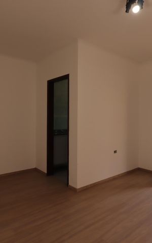 Casa à venda com 177m², 3 quartos e 2 vagasSuíte