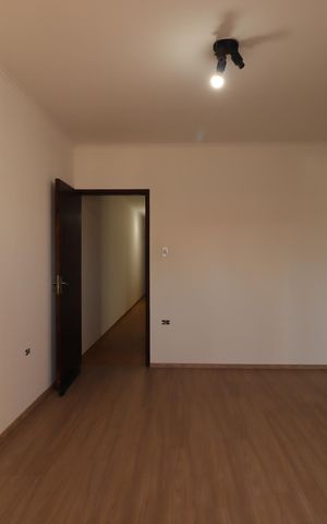Casa à venda com 177m², 3 quartos e 2 vagasSuíte