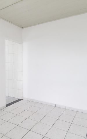 Casa para alugar com 50m², 1 quarto e 2 vagas Casa para alugar com 50m², 1 quarto e 2 vagasSala