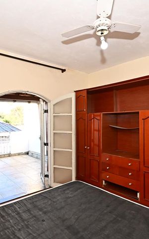 Casa para alugar com 220m², 3 quartos e 2 vagasQuarto 3