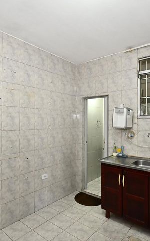 Casa para alugar com 220m², 3 quartos e 2 vagasCozinha