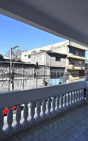 Casa para alugar com 220m², 3 quartos e 2 vagasVaranda da sala