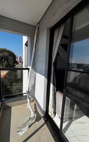 Apartamento à venda com 88m², 2 quartos e 1 vaga Apartamento à venda com 88m², 2 quartos e 1 vagaVaranda