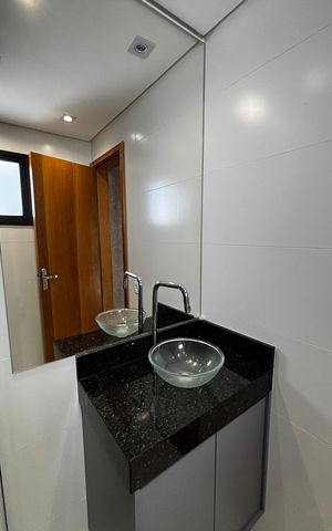 Apartamento à venda com 88m², 2 quartos e 1 vaga Apartamento à venda com 88m², 2 quartos e 1 vagaBanheiro